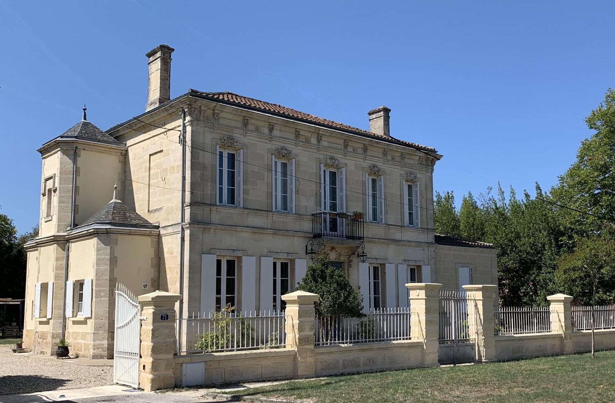 Batisse En Pierre XVII Siecle 115 M² Avec Terrasse Ambares-et-Lagrave Exterior foto